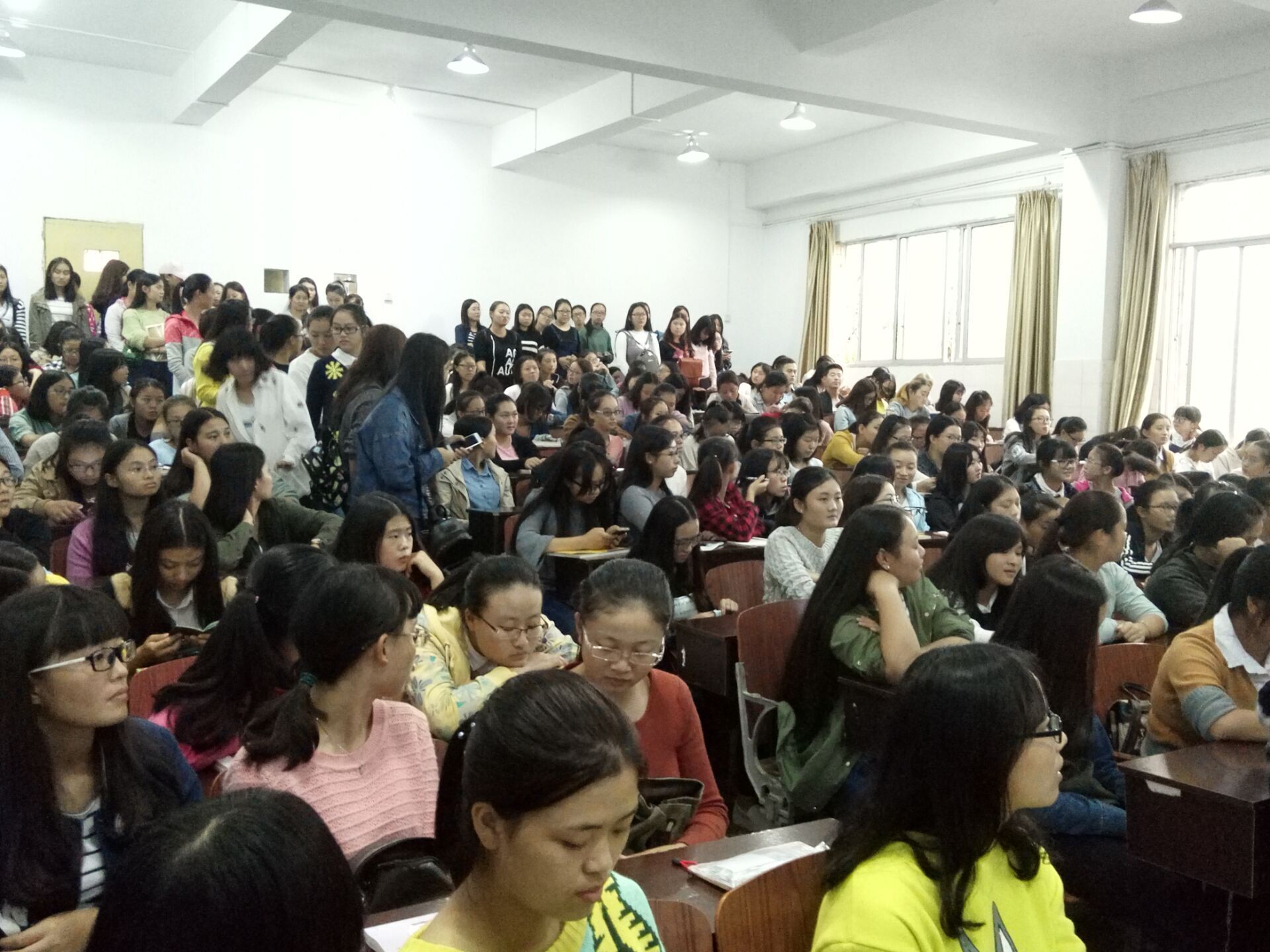 QQ图片20161027102624.jpg