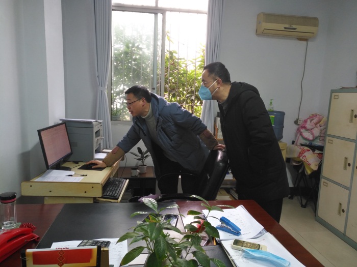 1.30熊毅巡查防控工作.jpg