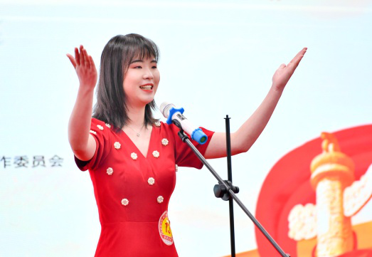 李戎.png