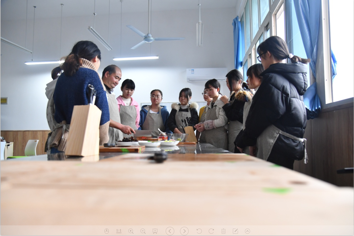 QQ图片20181209113810.png