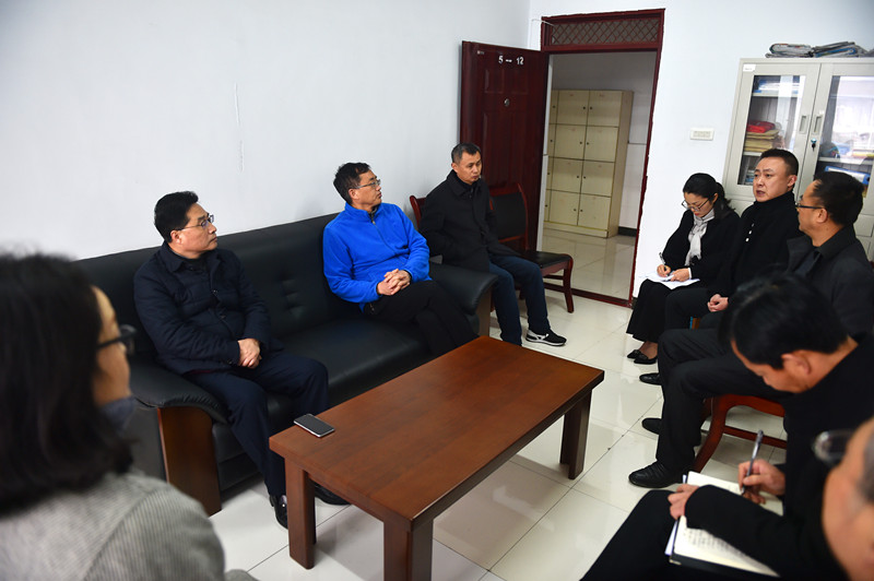 内涵发展,创新改革-新学期柳卫东校长一行莅临音乐教育系检查工作 (2)_副本.jpg