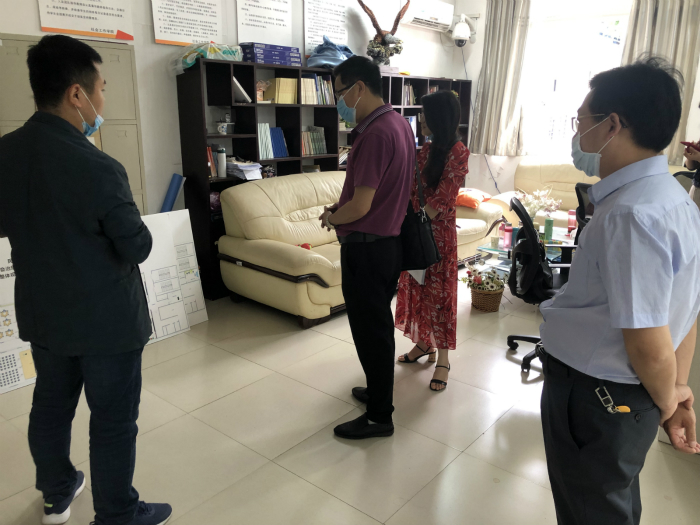 参观_meitu_2.jpg